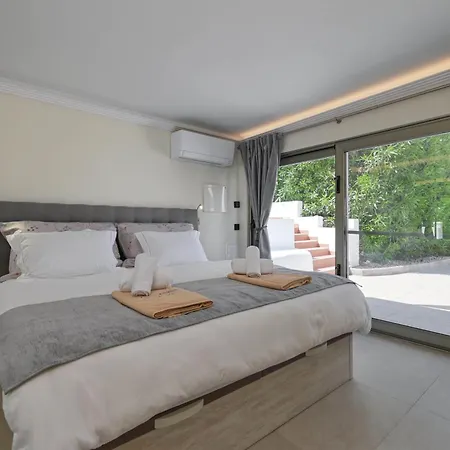 Villa Amantos